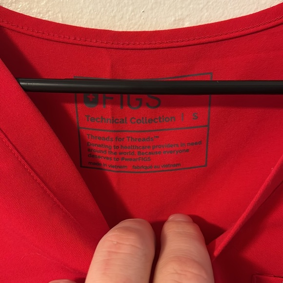 Figs scrubs - Picture 2 of 4